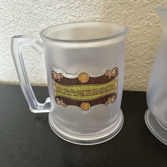 (2) Harry Potter London Studio Tour Exclusive Butterbeer Plastic Souvenir Mug - Picture 4 of 9